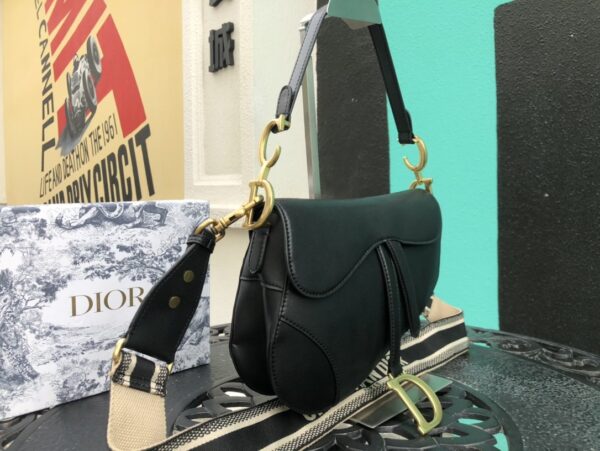 DIOR SADDLE BAG BLACK 25CM - Image 2