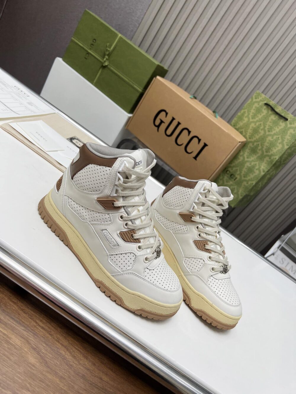 GUCCI WOMEN'S HIGH TOP DISTRESSED EFFECT SNEAKER BROWN - Image 6