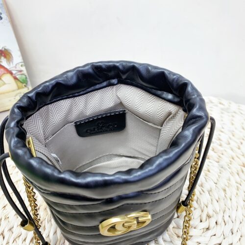 Alternative view of Gucci Gg Marmont Matelassé Chevron Mini Bucket Bag Black 15Cm ‎575163 Dtdrt 1000