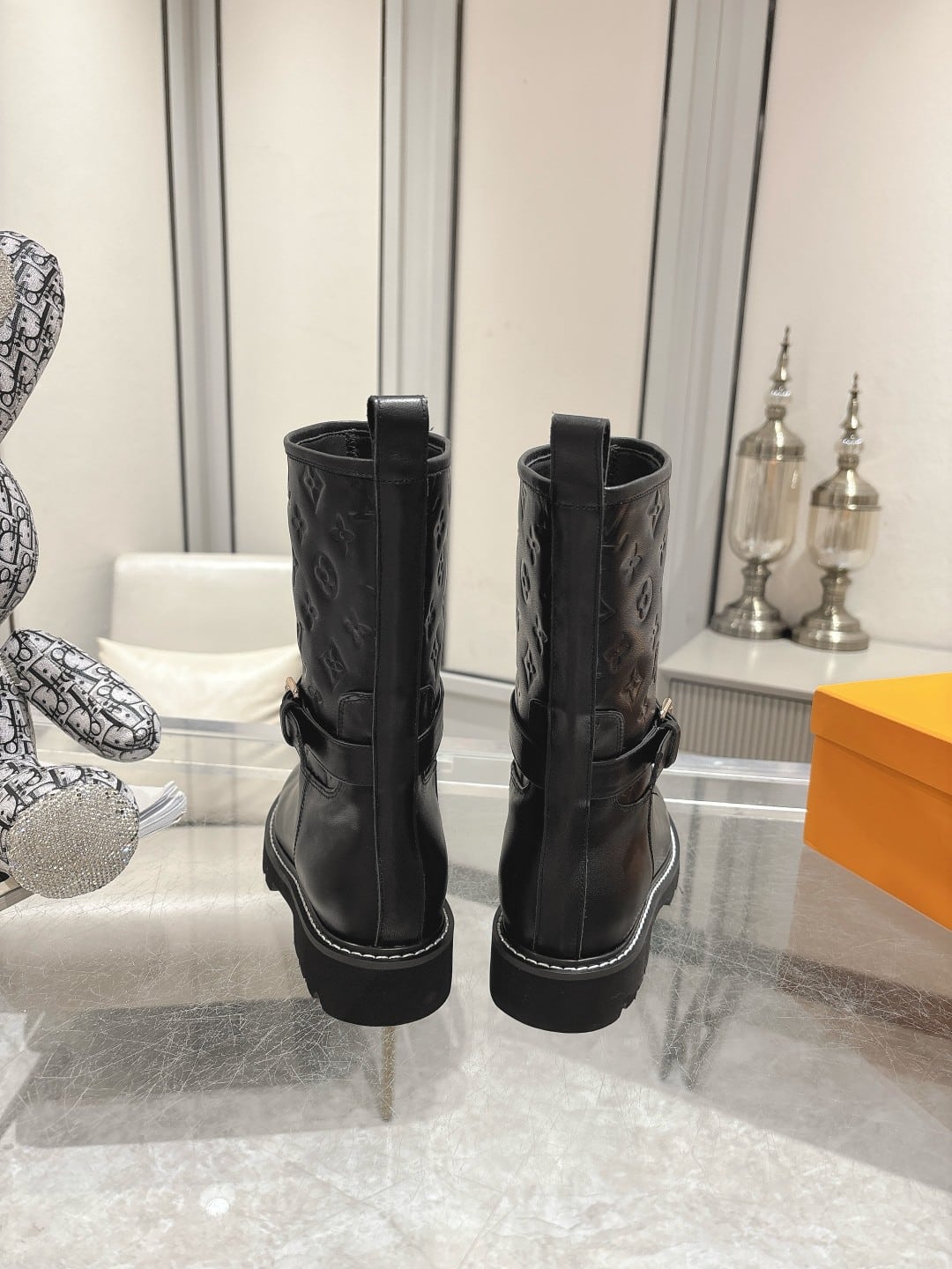 LOUIS VUITTON TERRITORY FLAT ANKLE BOOT BLACK 1ADCQ1 - Image 6