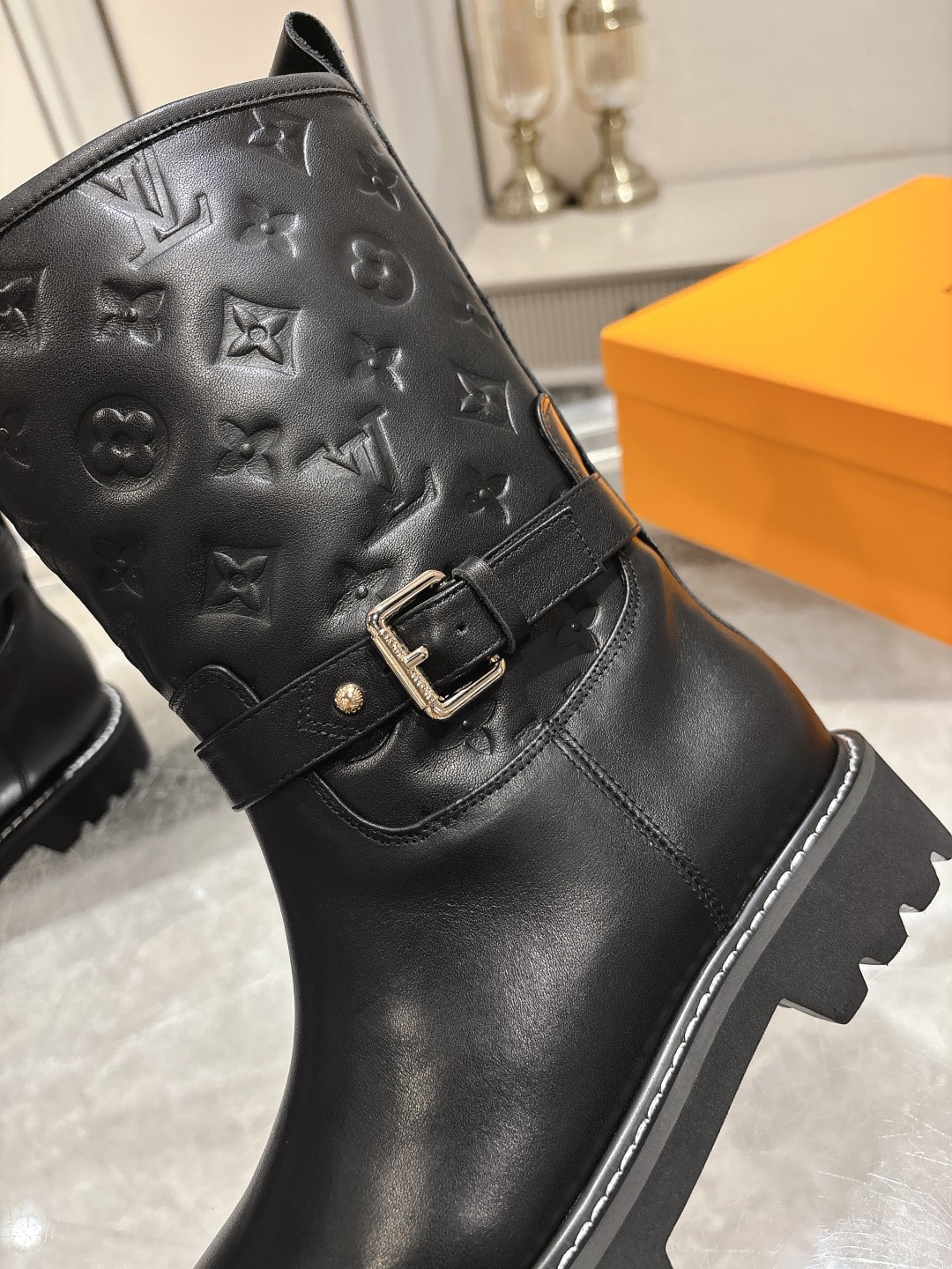 LOUIS VUITTON TERRITORY FLAT ANKLE BOOT BLACK 1ADCQ1 - Image 5