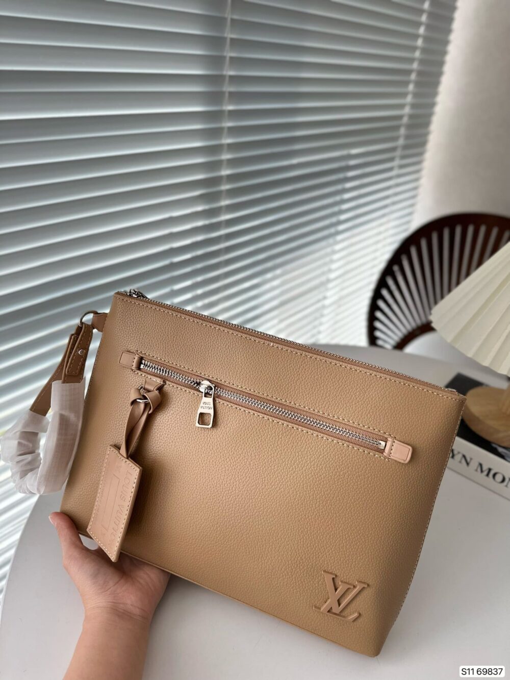 LOUIS VUITTON TAKEOFF POUCH BEIGE 30CM - Image 6