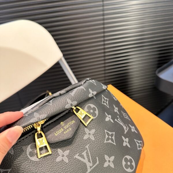 LOUIS VUITTON DISCOVERY BUMBAG PM MONOGRAM ECLIPSE BLACK 39CM M46035 - Image 7