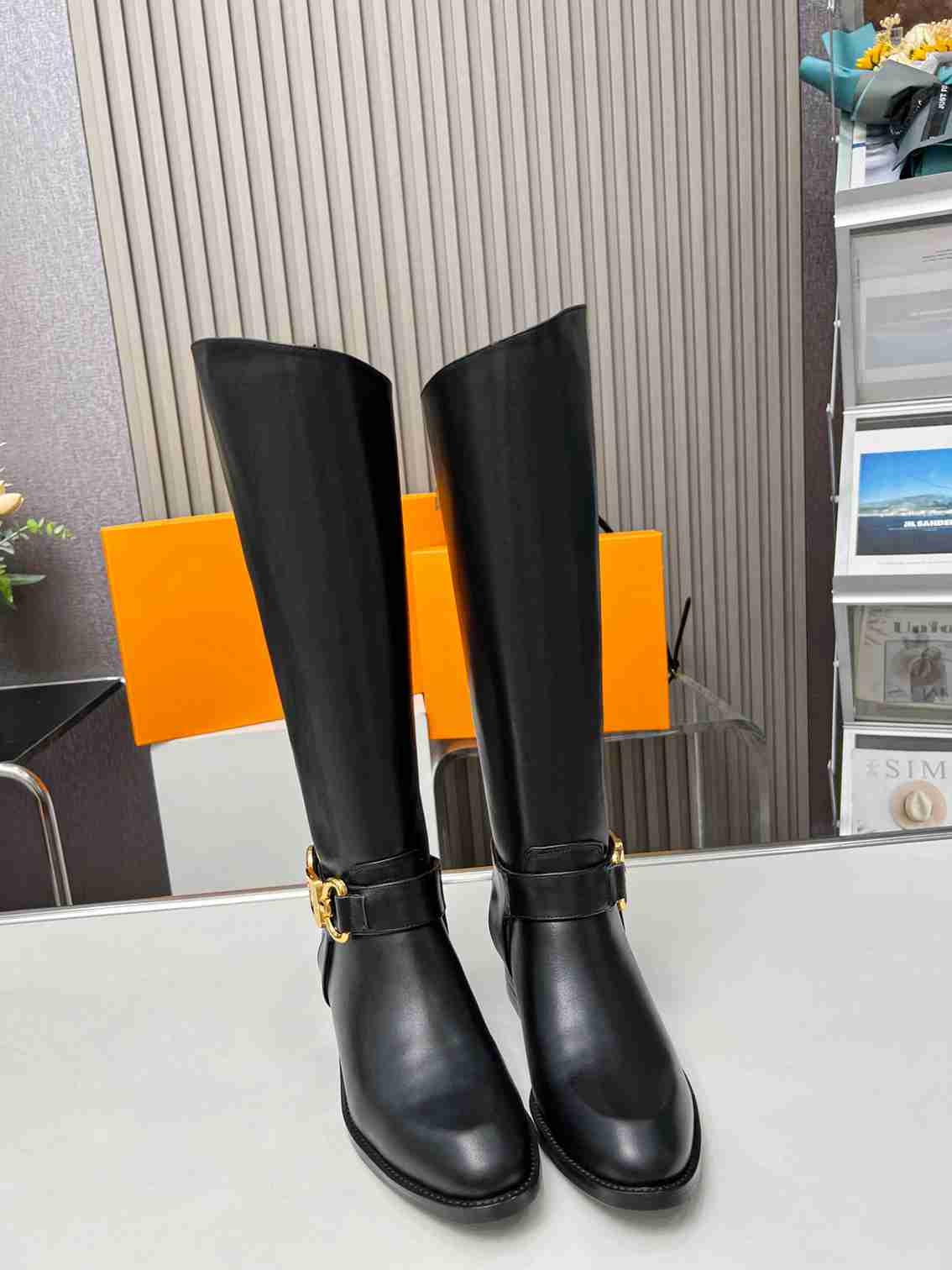 LOUIS VUITTON WESTSIDE FLAT HIGH BOOT BLACK 1AC6V8 - Image 6