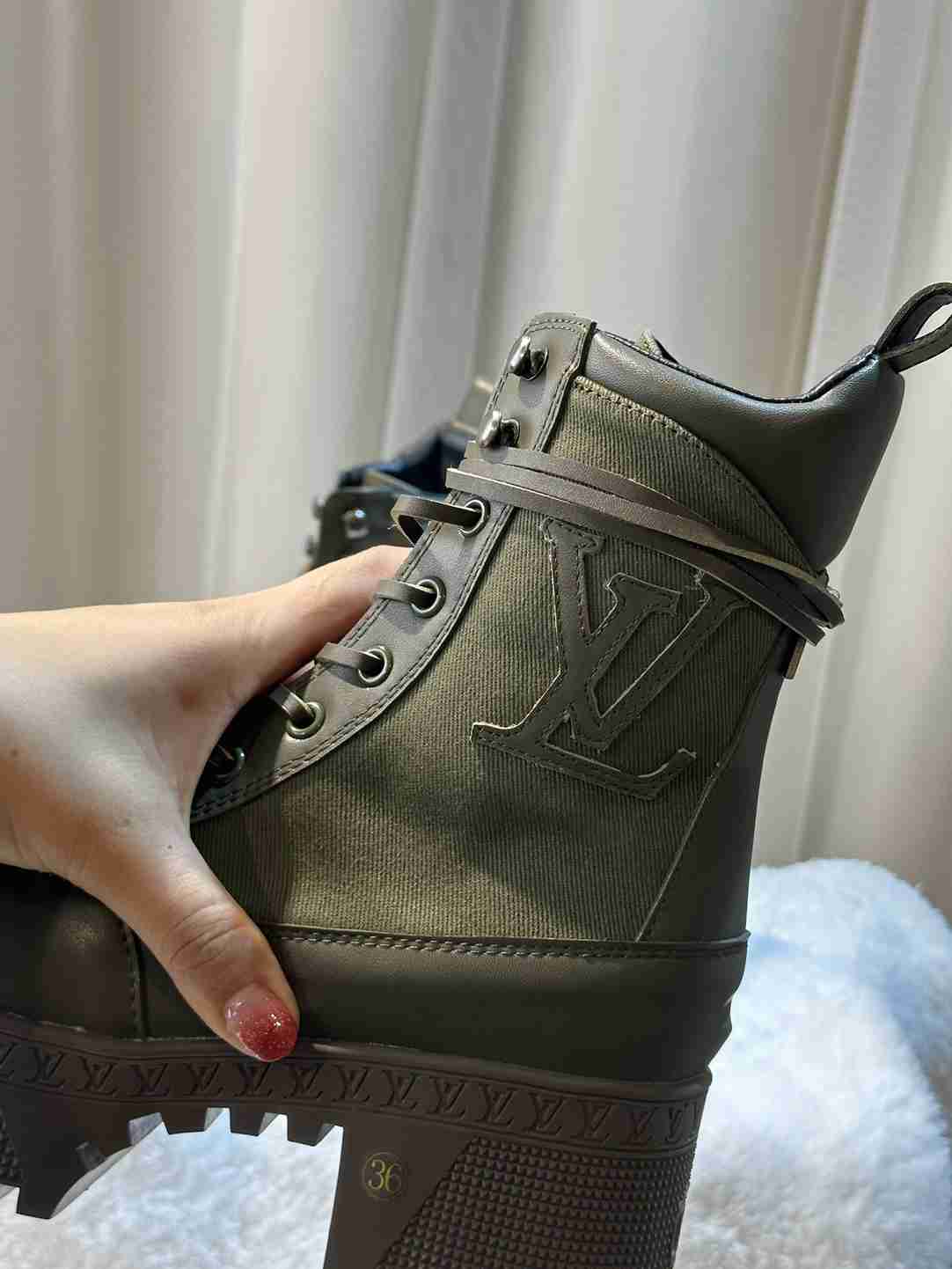 LOUIS VUITTON LAUREATE PLATFORM DESERT BOOT KAKI GREEN 1AC7S9 - Image 6