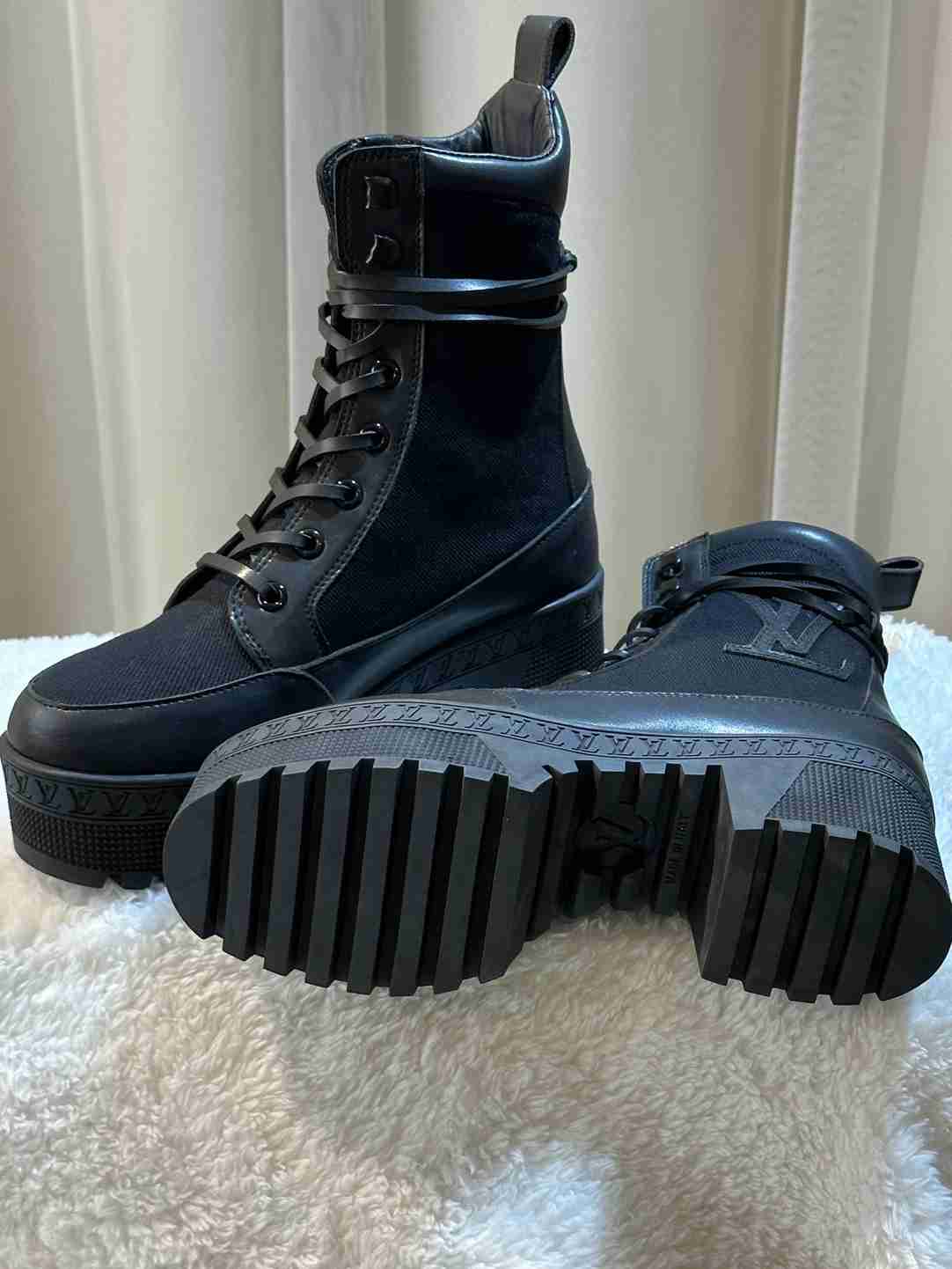 LOUIS VUITTON LAUREATE PLATFORM DESERT BOOT BLACK 1AC7RO - Image 4