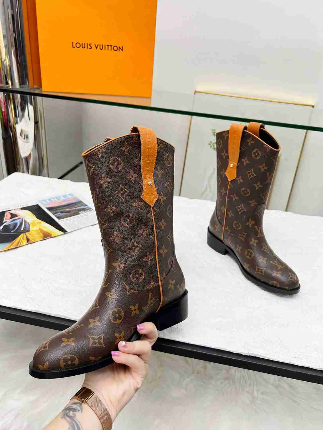 LOUIS VUITTON LV RIDER BOOTS MONOGRAM BROWN - Image 7