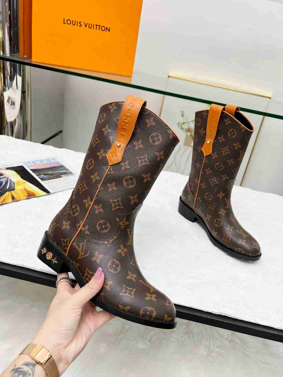LOUIS VUITTON LV RIDER BOOTS MONOGRAM BROWN - Image 5