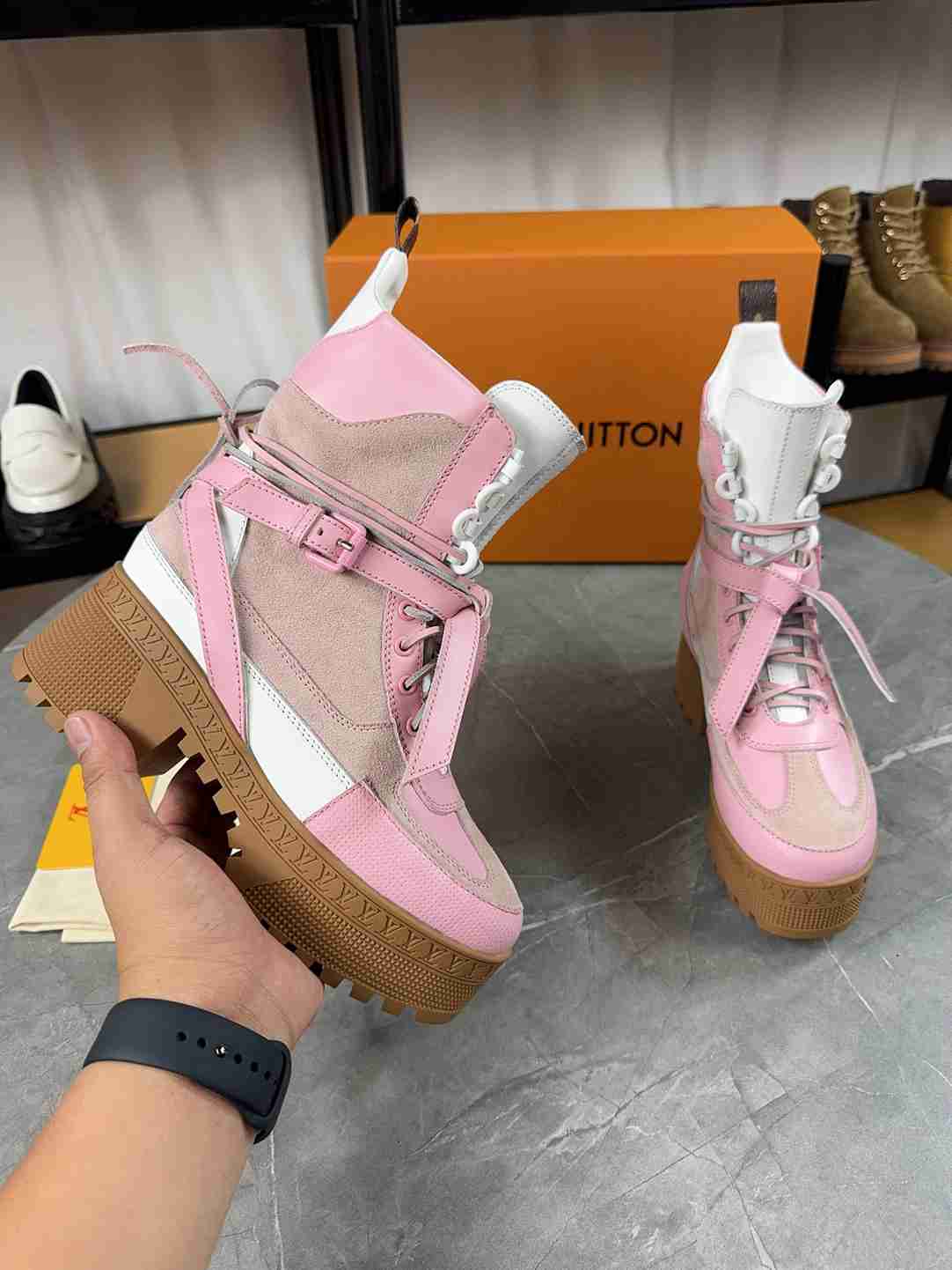 LOUIS VUITTON LAUREATE PLATFORM DESERT BOOT ROSE 1AD23N - Image 2