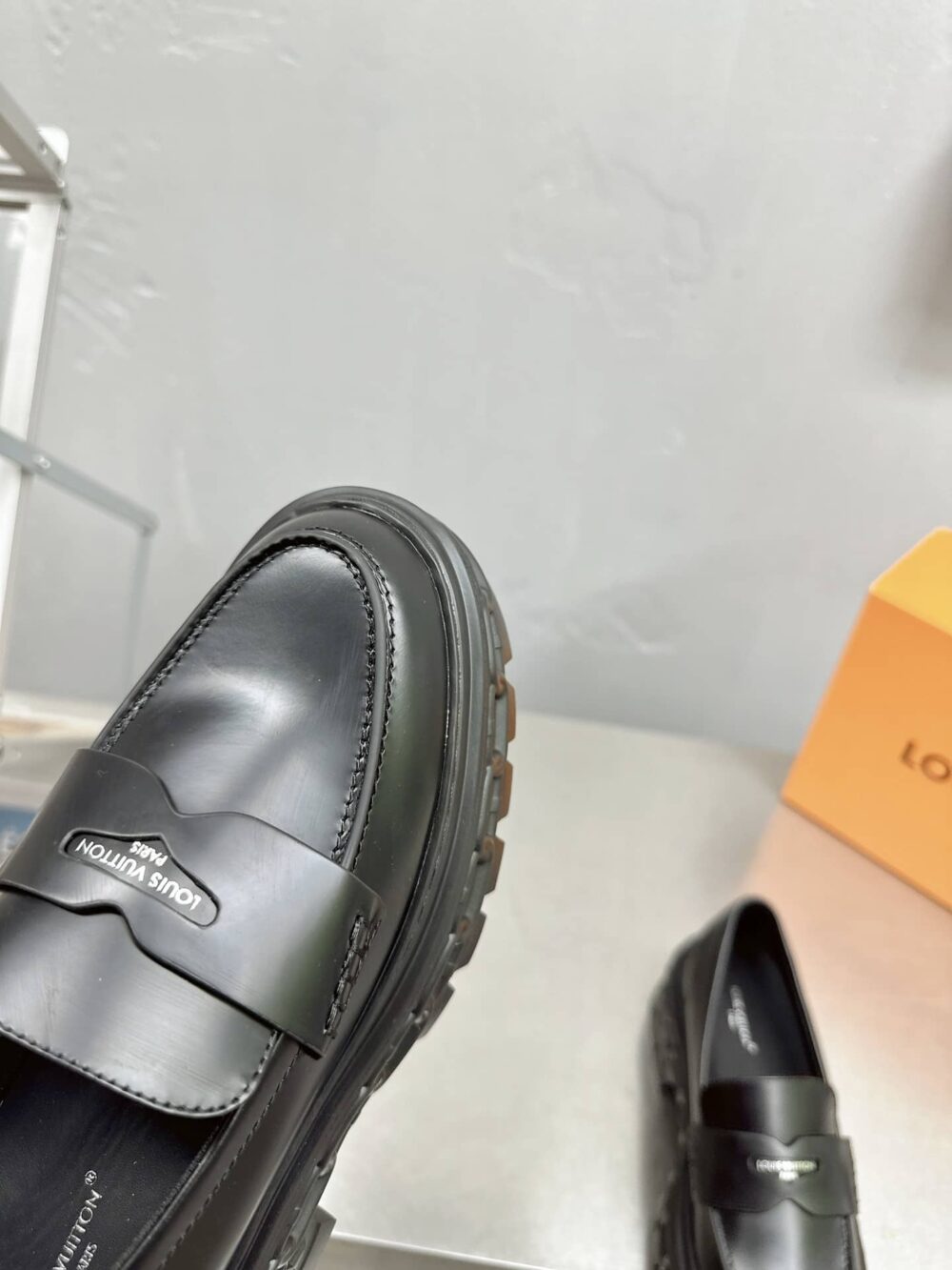 LOUIS VUITTON LV RECORD LOAFER BLACK 1AC9I9 - Image 5