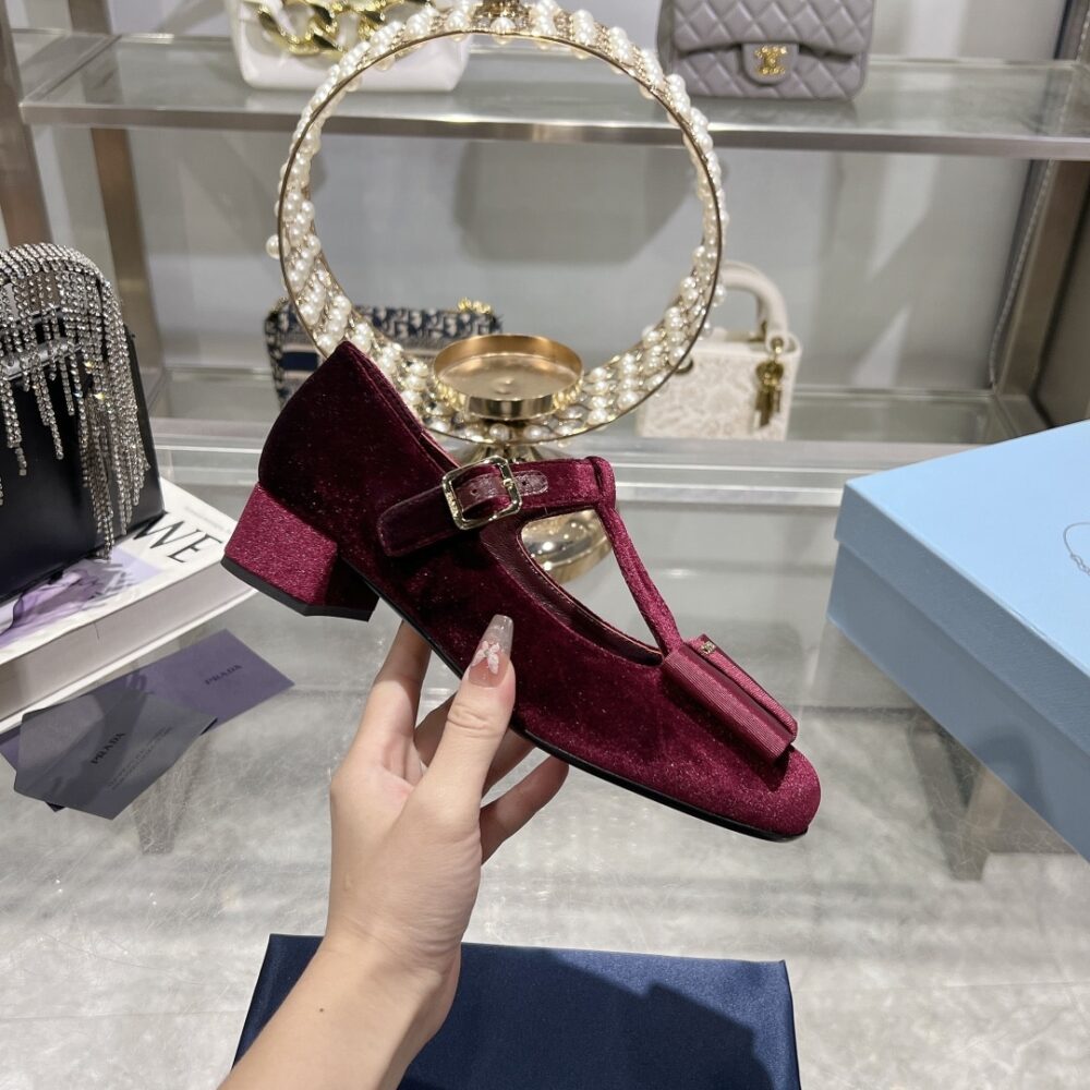 PRADA VELVET MARY PUMPS RED - Image 4