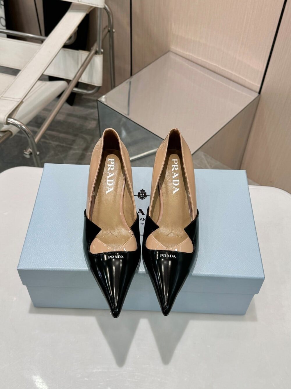 PRADA TWO TONE TOE KITTEN HEELS IN BLACK AND BEIGE - Image 3