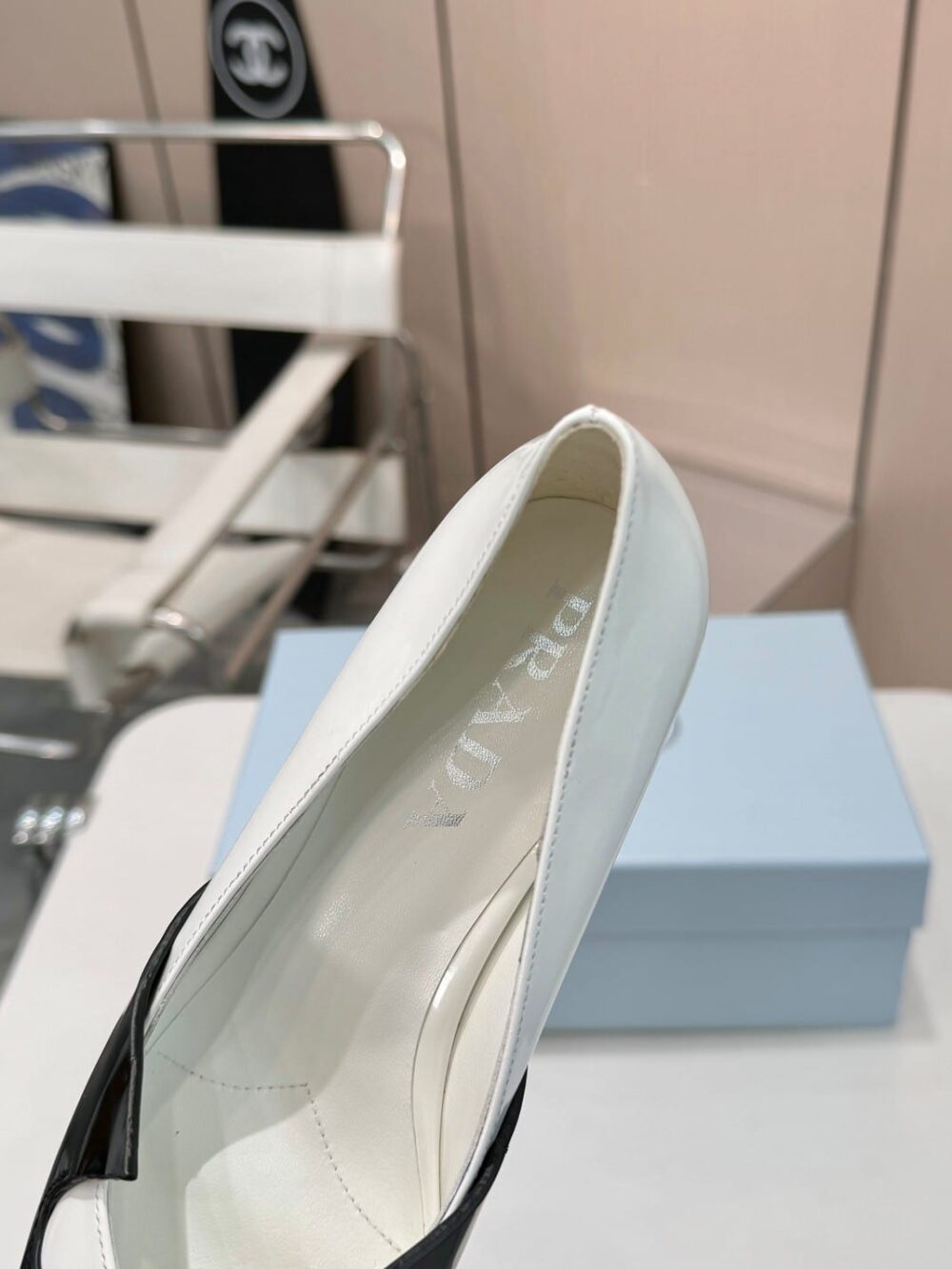 PRADA TWO TONE TOE KITTEN HEELS IN BLACK AND WHITE - Image 3