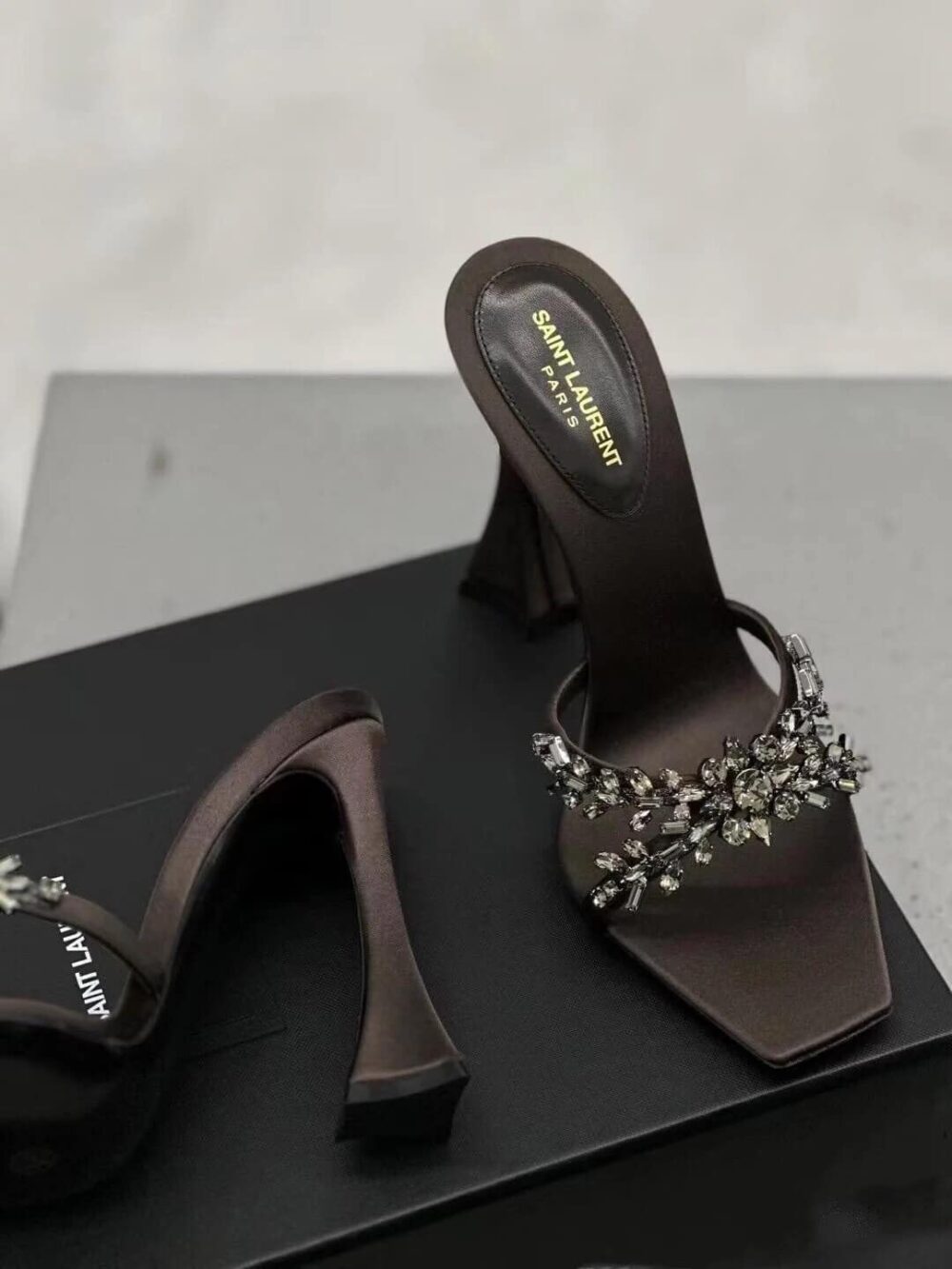 SAINT LAURENT LIZ MULES IN SATIN AND RHINESTONES BLACK - Image 6