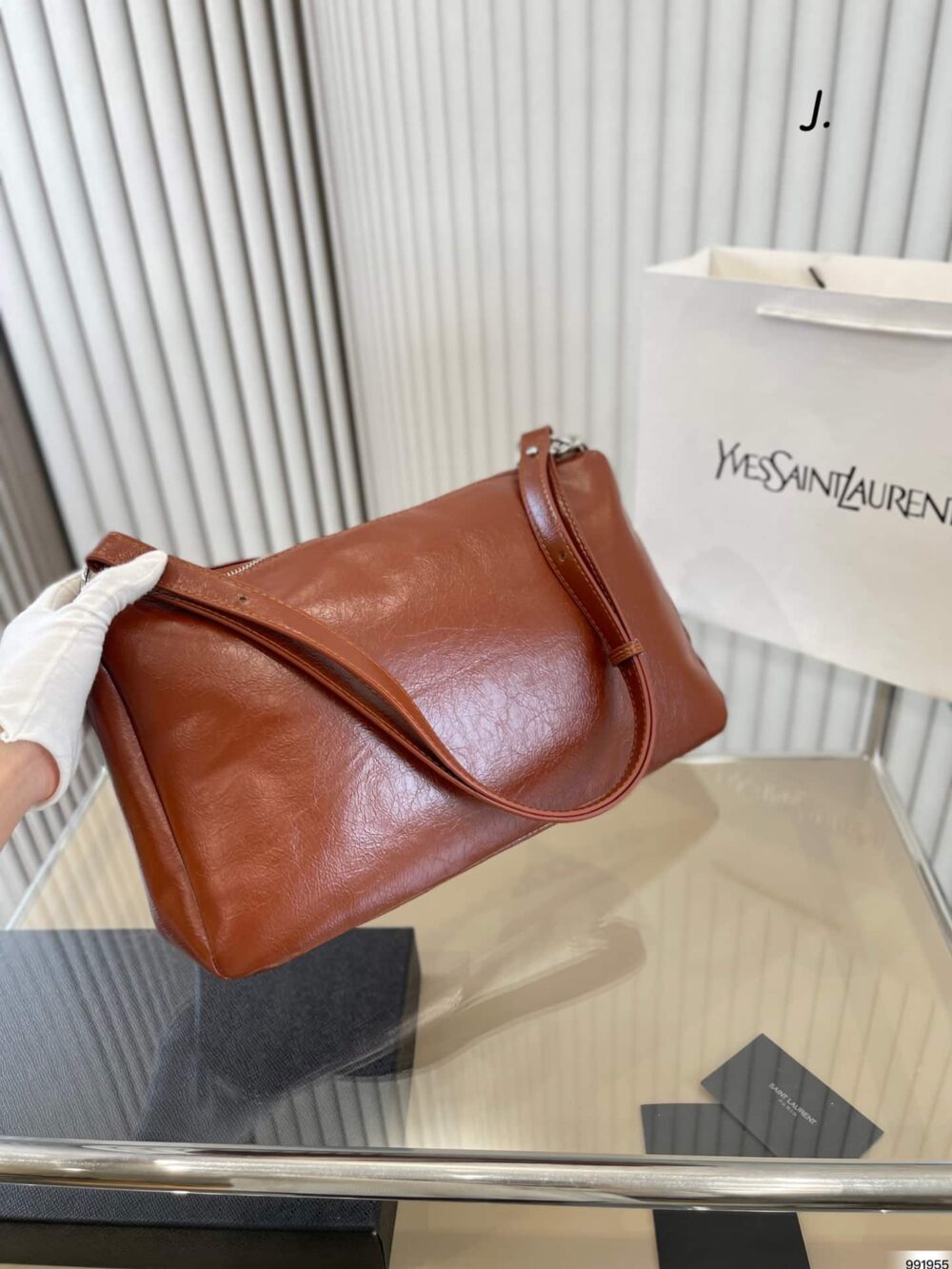 SAINT LAURENT SMOOTH LEATHER MEDIUM PEDRO BAG BROWN - Image 7