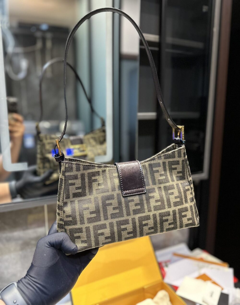 FENDI ZUCCA HANDBAG BROWN 24CM - Image 5