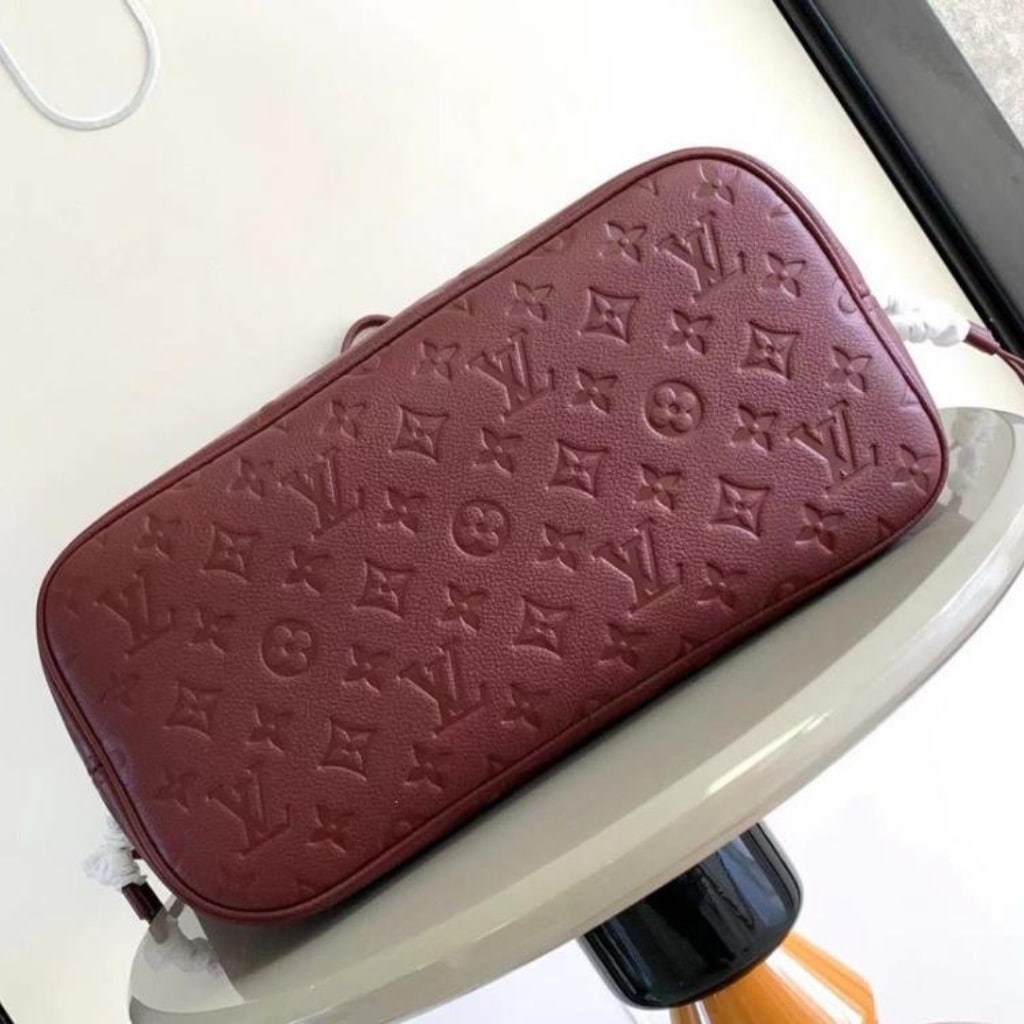 Louis Vuitton Neverfull MM Monogram Empreinte Wine Red 31Cm M25855 - Image 4