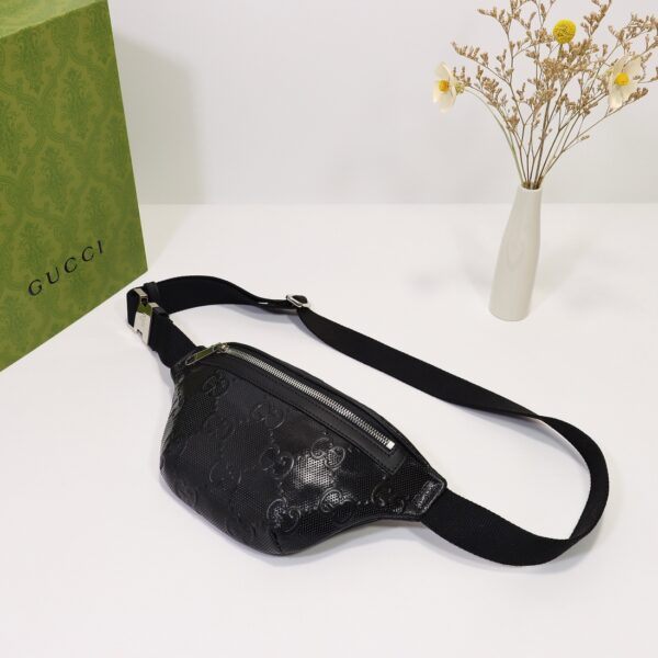 GUCCI GG EMBOSSED BAG BLACK 23CM 658582 1W3CN 1000 - Image 3