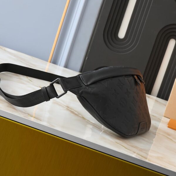 LOUIS VUITTON DISCOVERY BUMBAG PM MONOGRAM SHADOW BLACK 47CM M46036 - Image 3