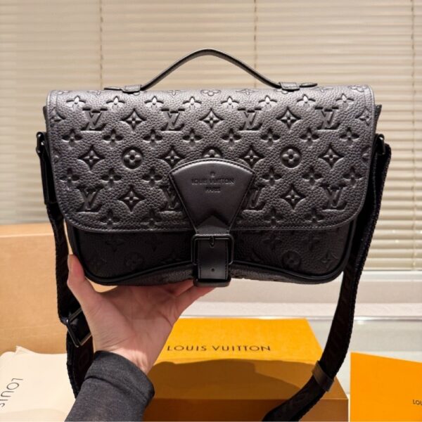 LOUIS VUITTON MESSENGER CROSSBODY BAG MONOGRAM BLACK 29CM - Image 9