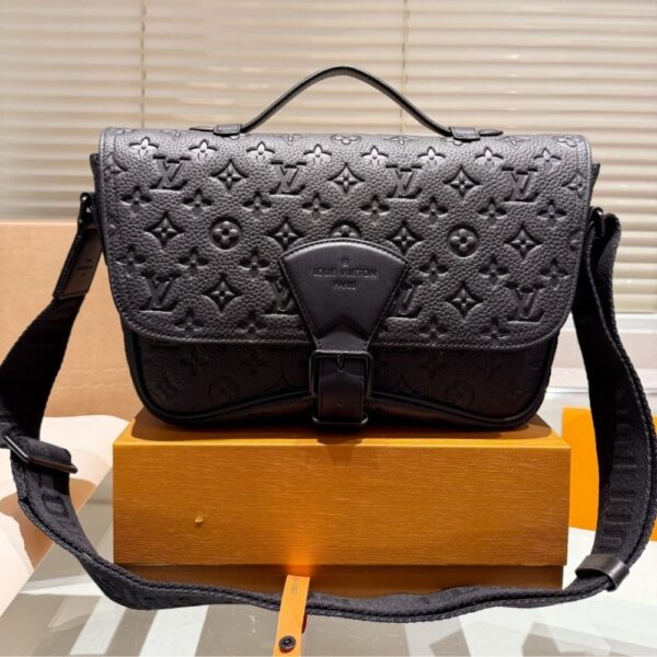 LOUIS VUITTON MESSENGER CROSSBODY BAG MONOGRAM BLACK 29CM - Image 2