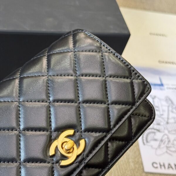 CHANEL CLASSIC WALLET ON CHAIN BLACK 19CM - Image 5
