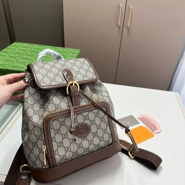 GUCCI BACKPACK WITH INTERLOCKING G BEIGE AND EBONY 26CM - Image 2