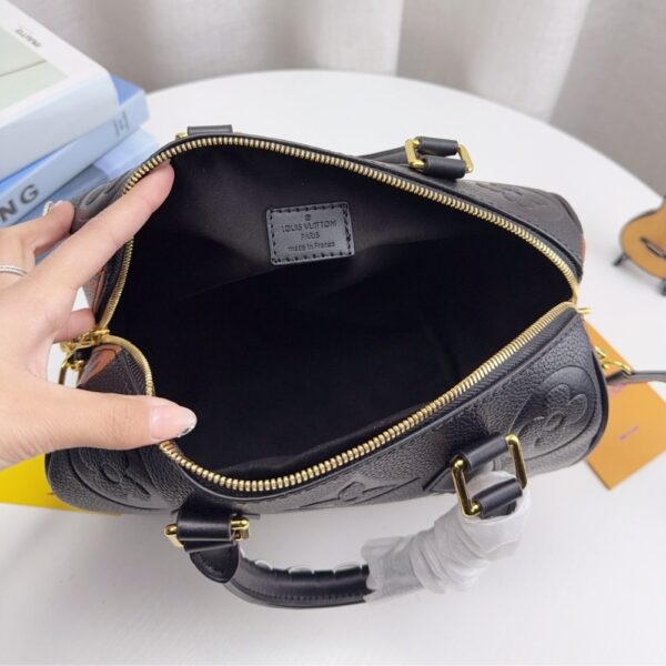 LOUIS VUITTON SPEEDY BANDOULIERE BAG WILD AT HEART MONOGRAM EMPREINTE GIANT BLACK 26CM - Image 8