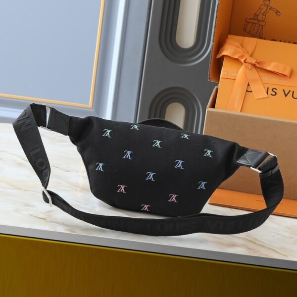 LOUIS VUITTON RUSH BUMBAG BLASON DENIM BLACK 30CM M13961 - Image 4