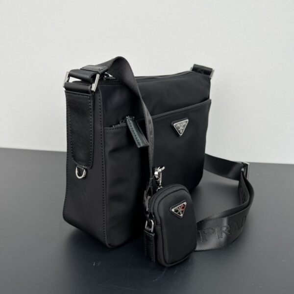 PRADA RE NYLON BAG BLACK 30CM 1BC421 RV44 F0002 V D1M - Image 3