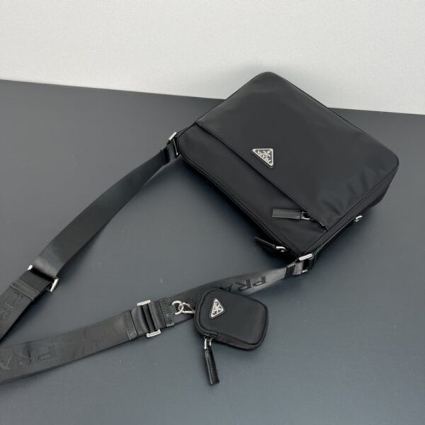 PRADA RE NYLON BAG BLACK 30CM 1BC421 RV44 F0002 V D1M - Image 4