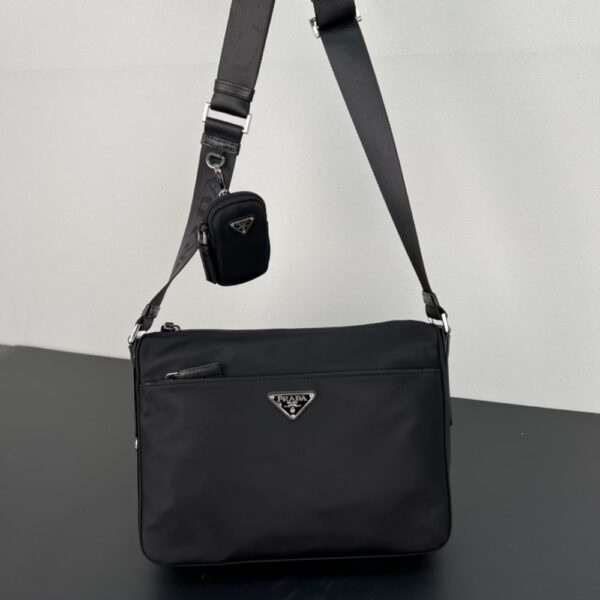 PRADA RE NYLON BAG BLACK 30CM 1BC421 RV44 F0002 V D1M - Image 5