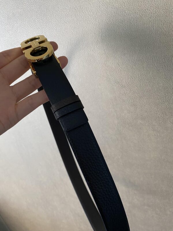 SALVATORE FERRAGAMO GANCINI BLACK LEATHER BELT WITH GOLD METAL BUCKLE 2.5CM - Image 8