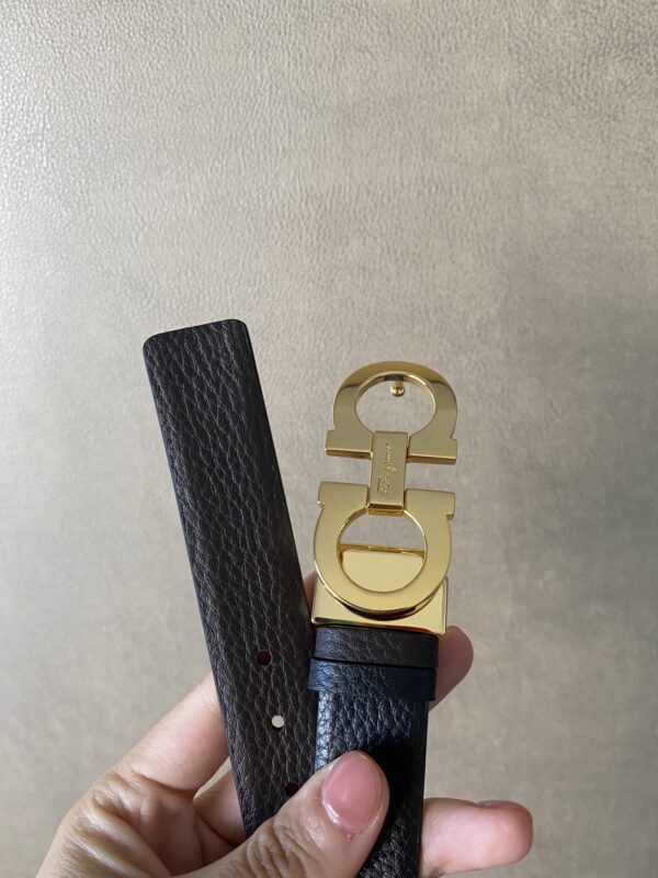 SALVATORE FERRAGAMO GANCINI BLACK LEATHER BELT WITH GOLD METAL BUCKLE 2.5CM - Image 5