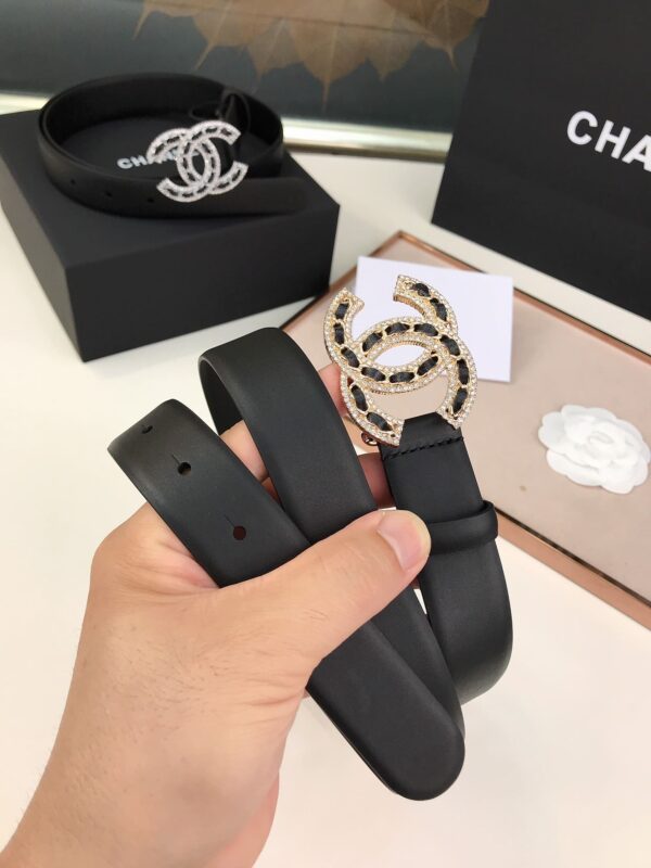 CHANEL CC LOGO LEATHER BELT BLACK 28MM - Image 4