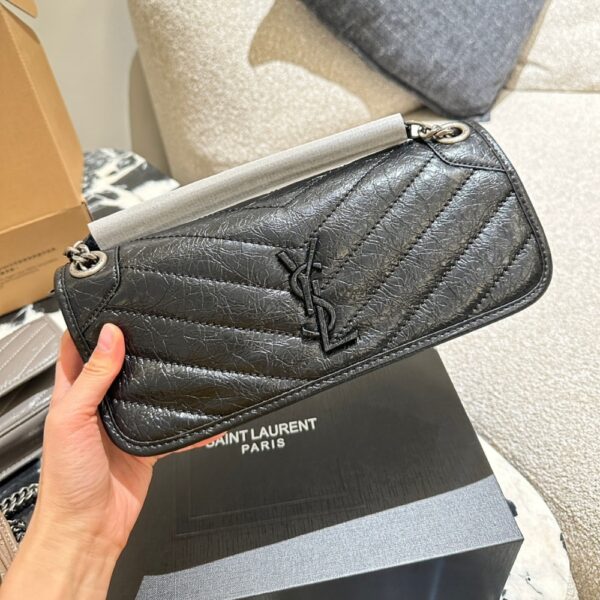 SAINT LAURENT MINI MATELASSE MONOGRAM NIKI BAG BLACK 26CM - Image 2