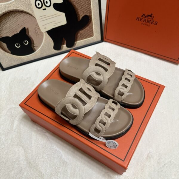 HERMES EXTRA SANDAL BEIGE ARGILE H222301Z 1J380 - Image 4