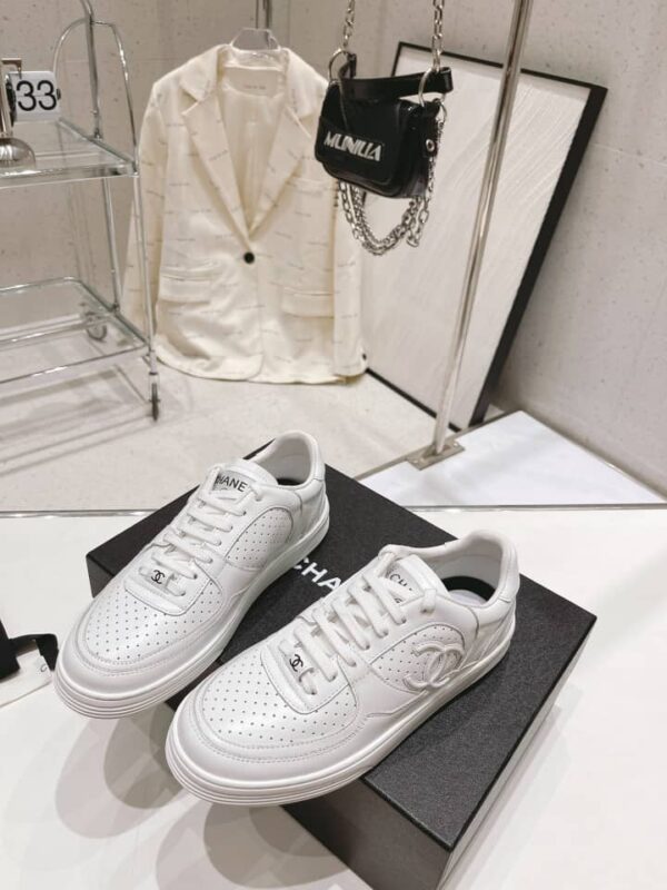 CHANEL AIR FORCE SNEAKER WHITE G45079B13302NP503 - Image 6