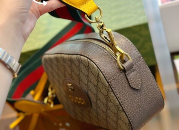 GUCCI NEO VINTAGE GG SUPREME MESSENGER BAG 24CM ‎476466 K9GVT 8856 - Image 6