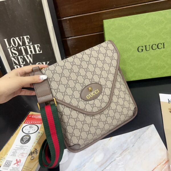 GUCCI NEO VINTAGE GG MEDIUM MESSENGER BAG BEIGE 27CM - Image 2
