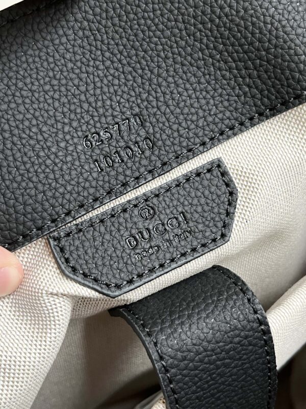 GUCCI JUMBO GG BACKPACK BLACK 34CM 625770 AABZF 1000 - Image 2