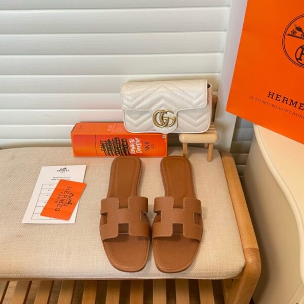 HERMES SLIPPERS FLAT ORAN BROWN H021056Z - Image 2