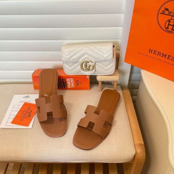 HERMES SLIPPERS FLAT ORAN BROWN H021056Z - Image 4