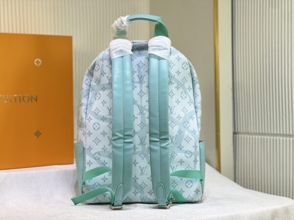 LOUIS VUITTON DISCOVERY BACKPACK CRYSTAL BLUE 38CM M22519 - Image 5