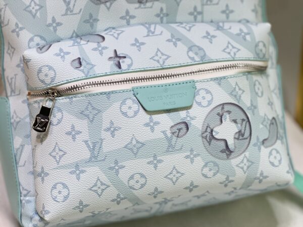 LOUIS VUITTON DISCOVERY BACKPACK CRYSTAL BLUE 38CM M22519 - Image 6