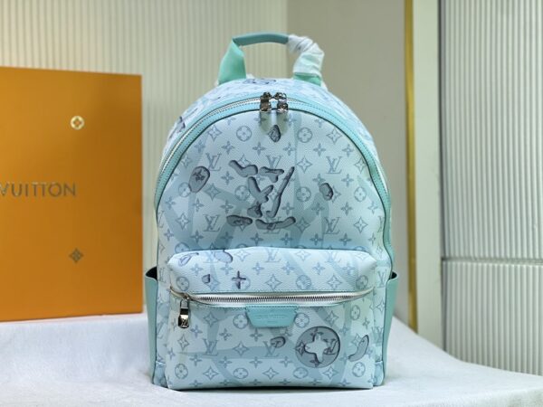 LOUIS VUITTON DISCOVERY BACKPACK CRYSTAL BLUE 38CM M22519 - Image 10