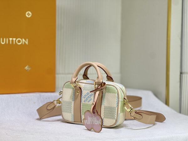 LOUIS VUITTON NANO PORTE DOCUMENTS VOYAGE PORTABLE BRIEFCASE DAMIER GIANT CANVAS PISTACHIO 20CM - Image 4