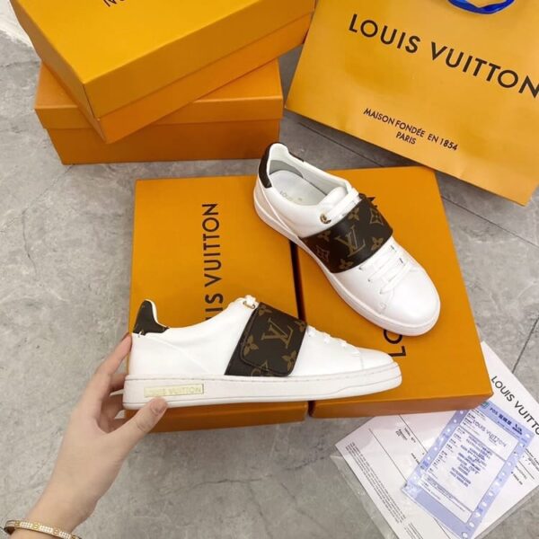LOUIS VUITTON FRONTROW MONOGRAM STRAP WHITE - Image 2