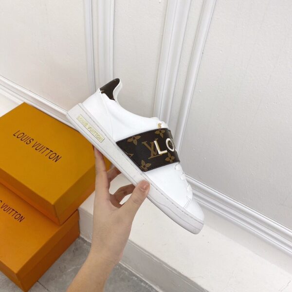 LOUIS VUITTON FRONTROW LOGO MONOGRAM STRAP WHITE - Image 8
