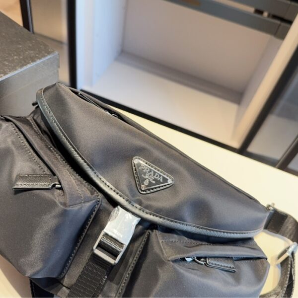 PRADA RE NYLON AND LEATHER SHOULDER BAG BLACK 28CM 2VH175 2DW3 F0002 V OOO - Image 5